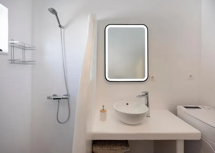 Pounta - 2br With Shared Pool - Fiora I Vakantiehuis